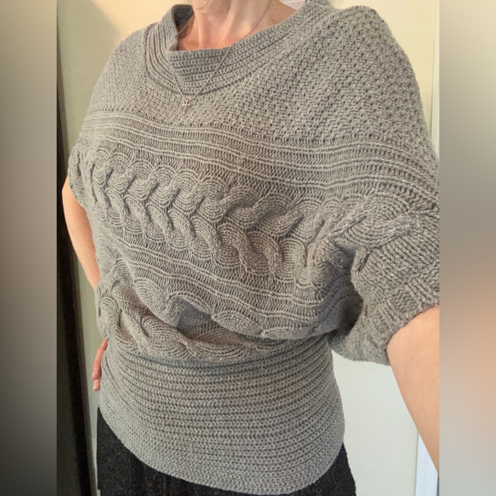 Women’s ELLE sweater - Picture 5 of 5